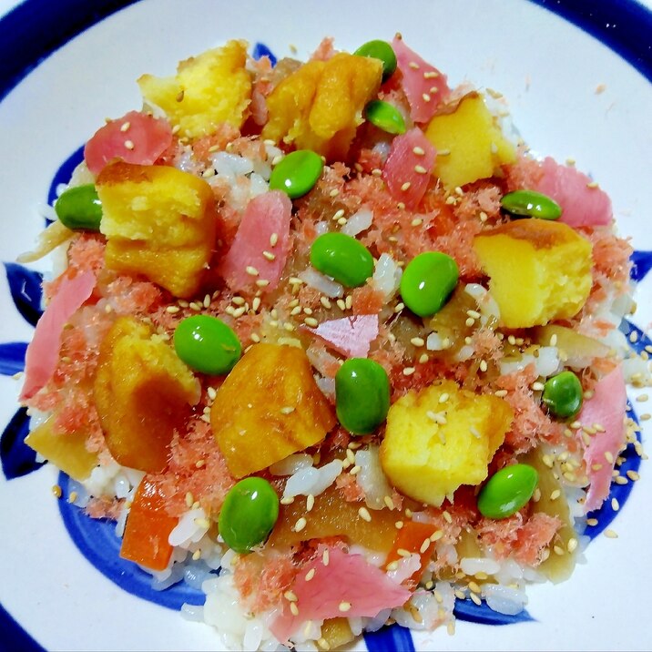 枝豆&桜でんぶ&伊達巻de彩り散らし寿司